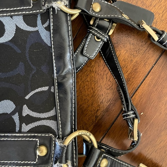 Coach purse - Picture 7 of 8